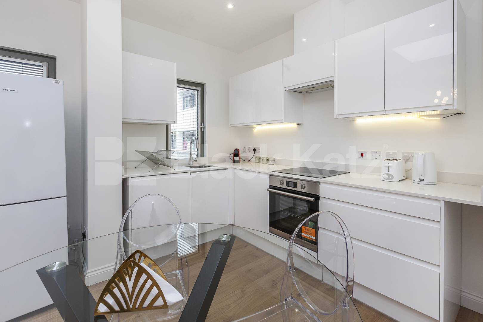 Modern One-Bedroom Flat with Excellent Transport Links Phoenix Road, Euston