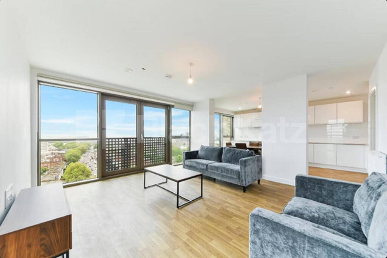 Luxury 2 Bed Apartment in Aster Apts N15 with Gym & Concierge Seven Sisters Road, Seven Sisters