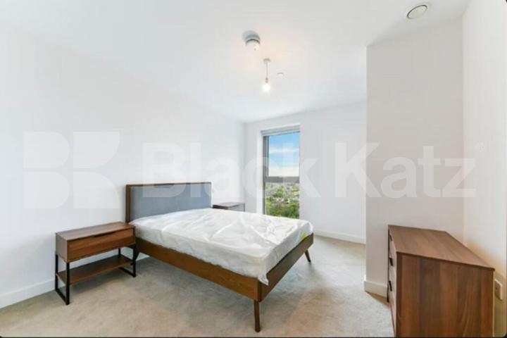 Luxury 2 Bed Apartment in Aster Apts N15 with Gym & Concierge Seven Sisters Road, Seven Sisters