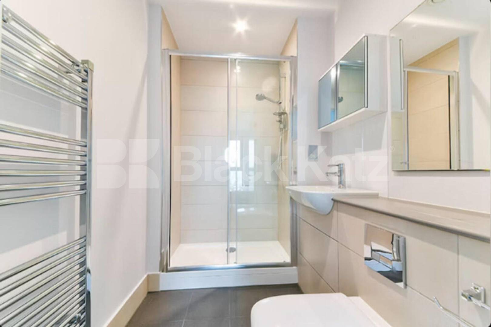 Luxury 2 Bed Apartment in Aster Apts N15 with Gym & Concierge Seven Sisters Road, Seven Sisters