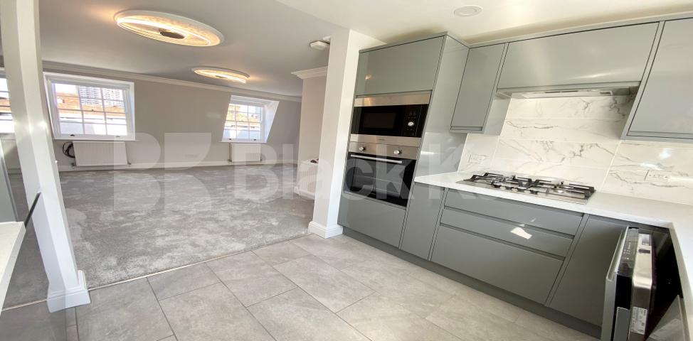 			NEW INSTRUCTION , 3 Bedroom, 2 bath, 1 reception Maisonette			 Tachbrook Street, Pimlico