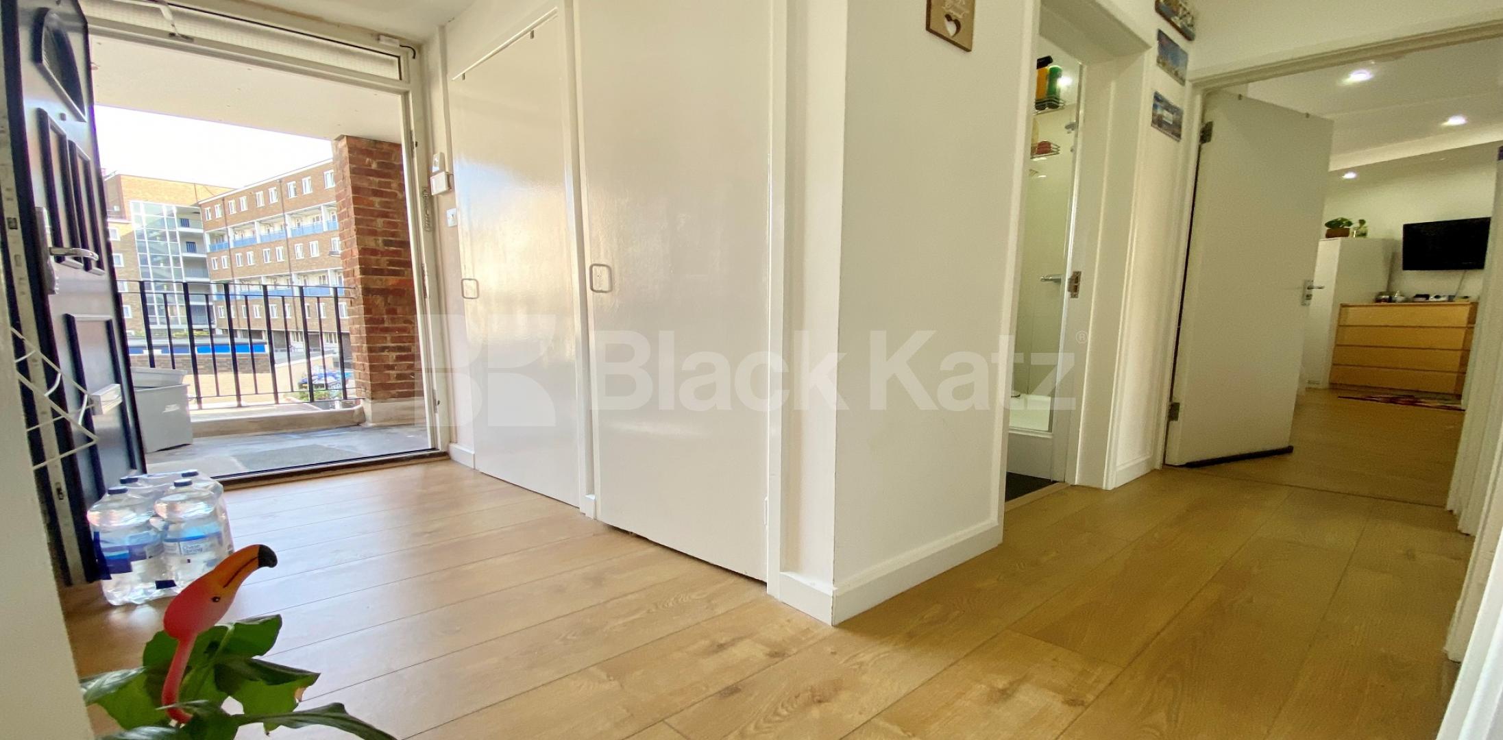 			UNDER OFFER, 3 Bedroom, 1 bath, 0 reception Apartment			 Meakin Estate, Rothsay Street, Borough