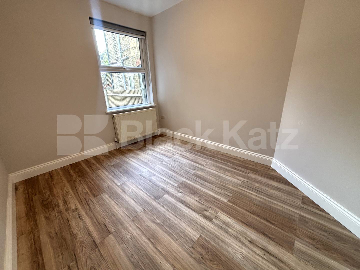 Newly refurbished spacious ground floor period conversion  Trundleys Road , Surrey Quays 