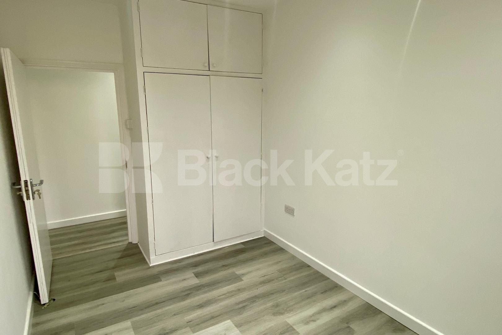 Newly refurbished bright & airy first floor period conversion  Walworth Road, Elephant and Castle