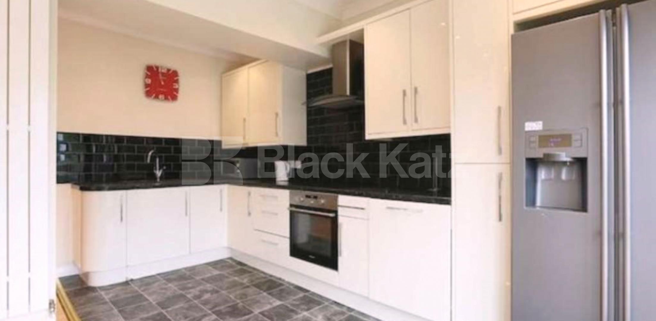 			NEW INSTRUCTION, 4 Bedroom, 1 bath, 1 reception House			 Northfields Road, Acton
