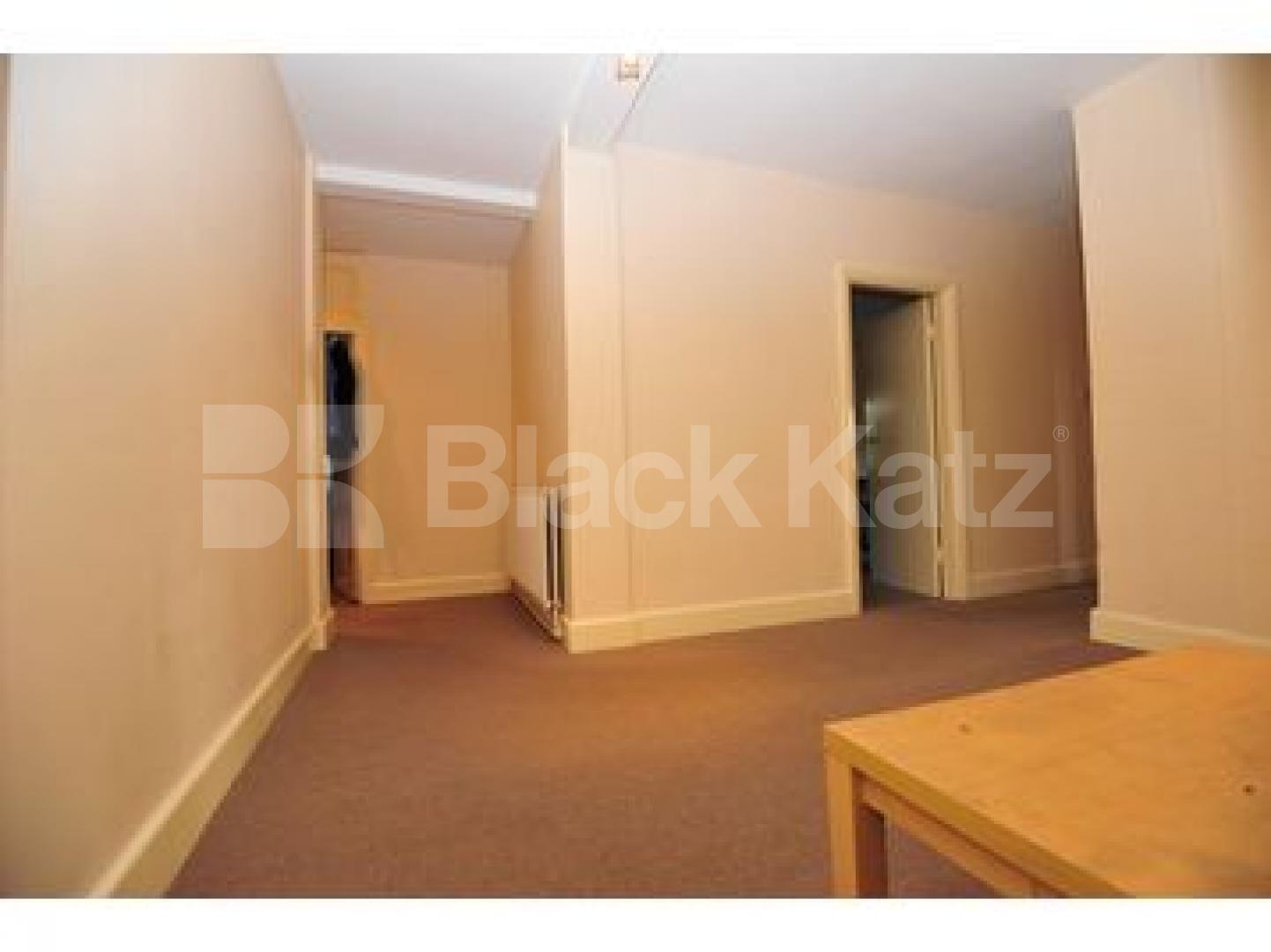 			3 Bedroom, 1 bath, 1 reception Flat			 Waverley Grove, Finchley Central