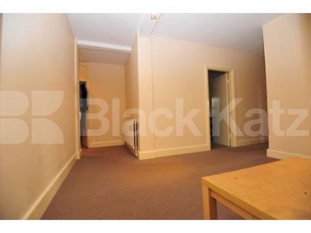			3 Bedroom, 1 bath, 1 reception Flat			 Waverley Grove, Finchley Central