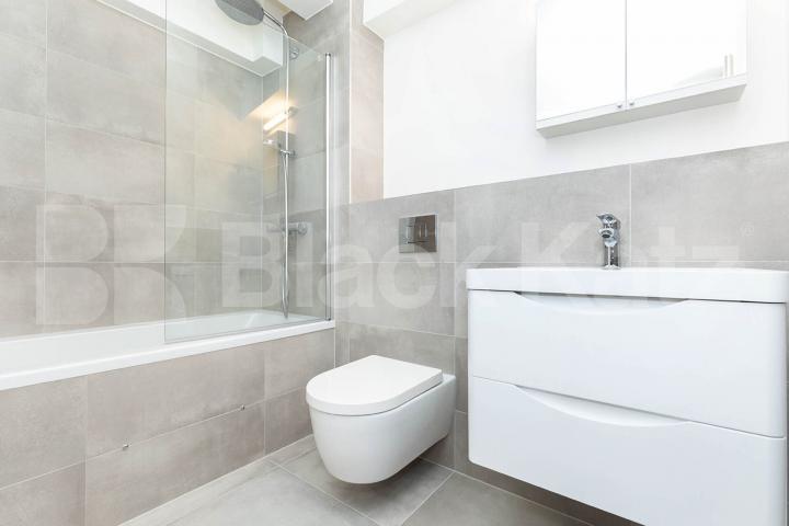 819sqft studio located within a warehouse conversion Springfield House lofts - Tyssen Street, Dalston