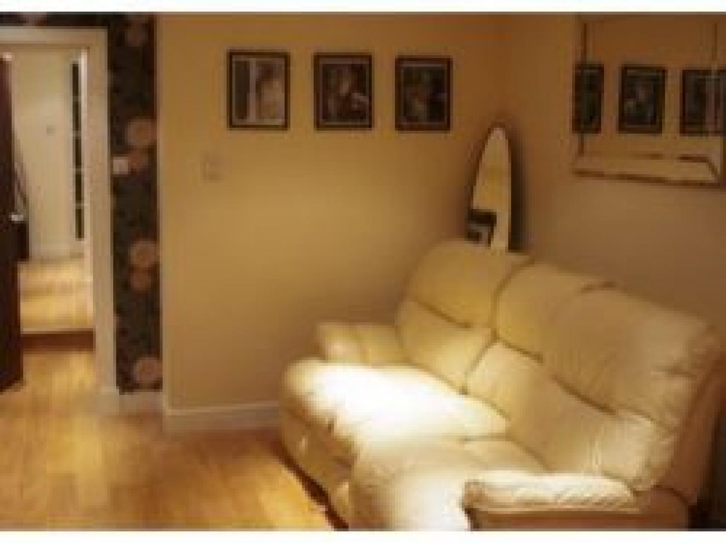 			2 Bedroom, 1 bath, 1 reception Flat			 Fortune Green Road, WEST HAMPSTEAD