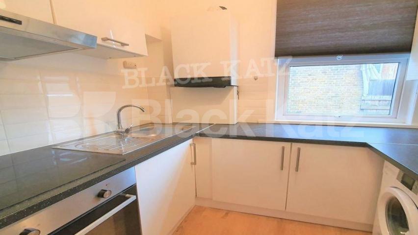 			New Instrction, 1 Bedroom, 1 bath, 1 reception Flat			 Kilburn Lane, QUEENS PARK W10