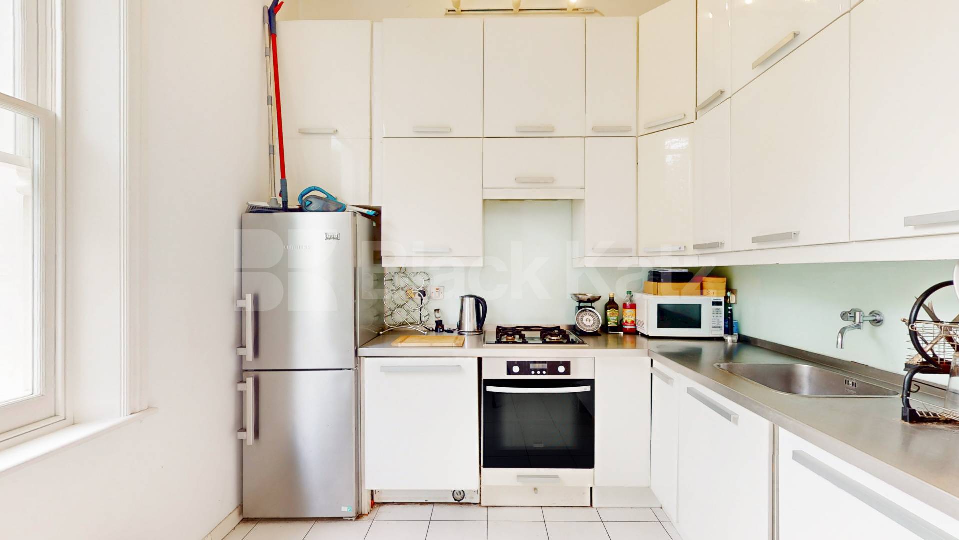 			3 Bedroom, 2 bath, 1 reception 			 Priory Terrace,  London  NW6