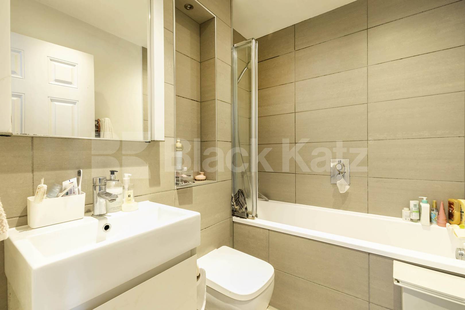 A well-presented two-bedroom apartment available to rent on Cambridge Avenue, NW6 Cambridge Avenue, London, NW6,  London