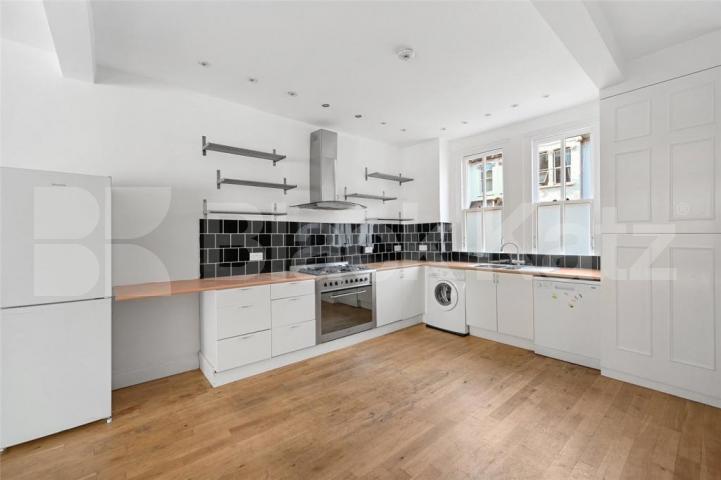 Family Home with Private Garden Galloway Road , Shepherds Bush