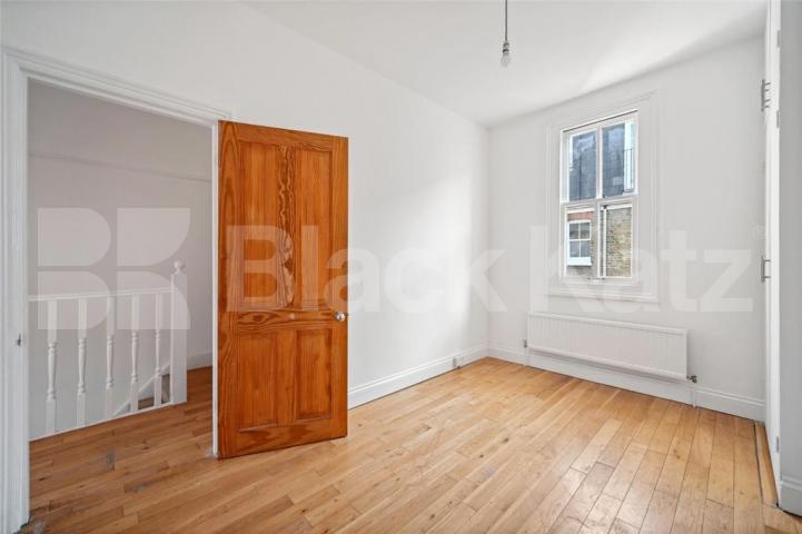 Family Home with Private Garden Galloway Road , Shepherds Bush