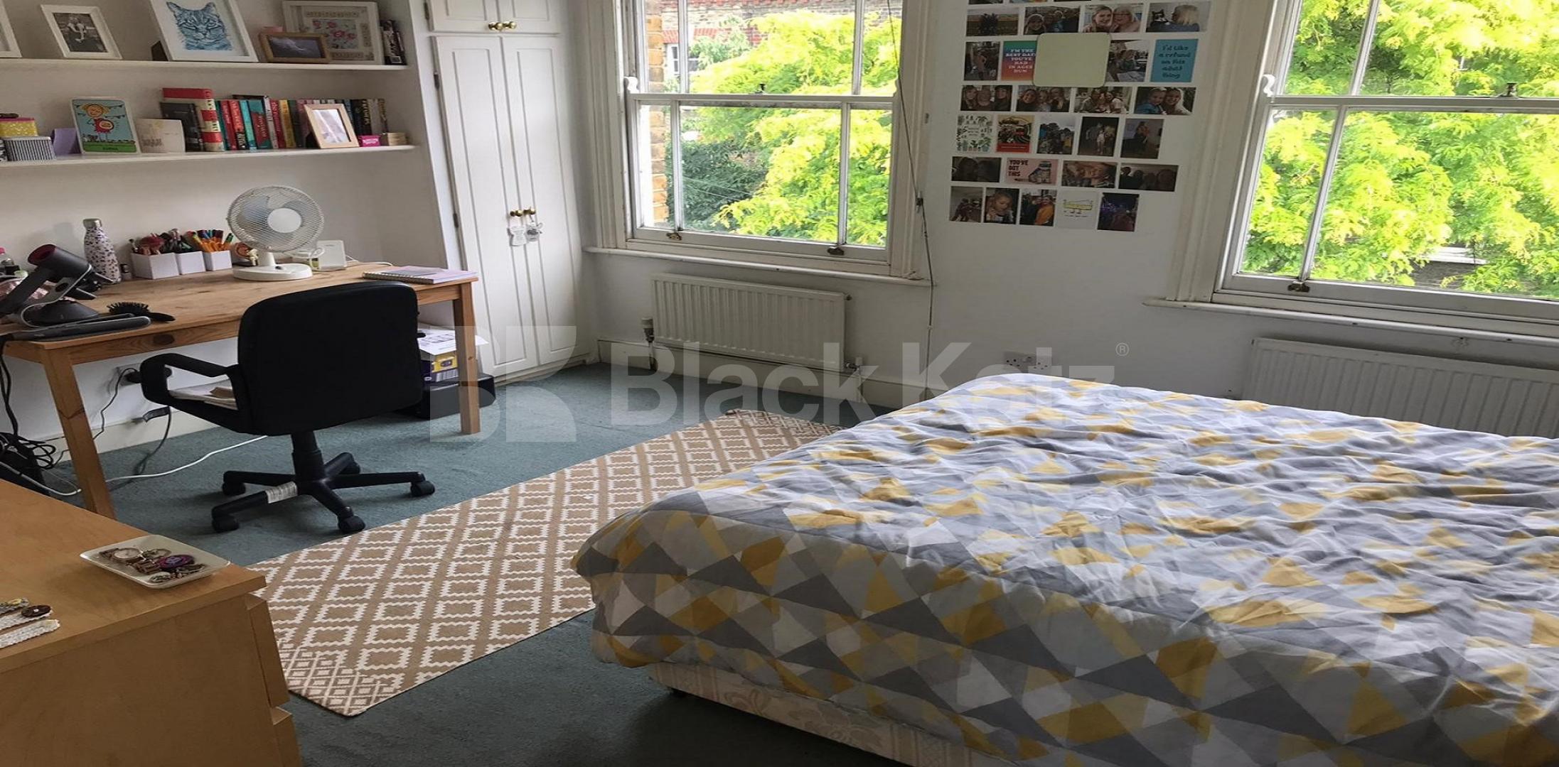 			LET , 4 Bedroom, 1 bath, 1 reception Terraced House			 Henshaw Street, Borough/Elephant and Castle