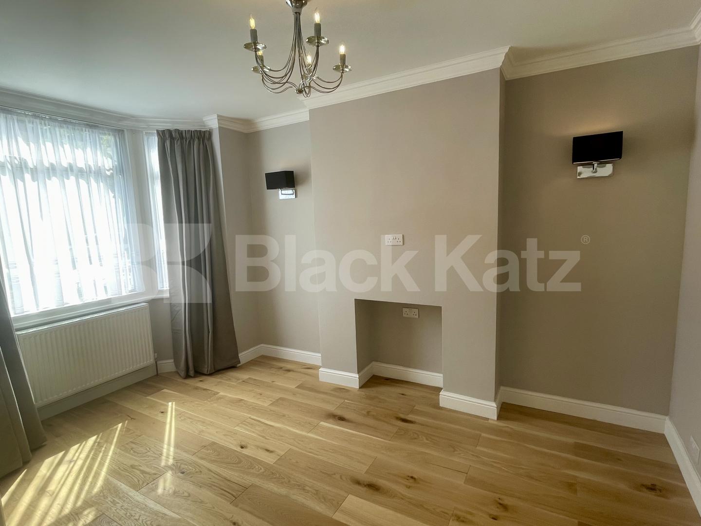 Fantastic newly refurbished 3 bed with garden mins to shops and tube to Euston Bruce Grove, Watford