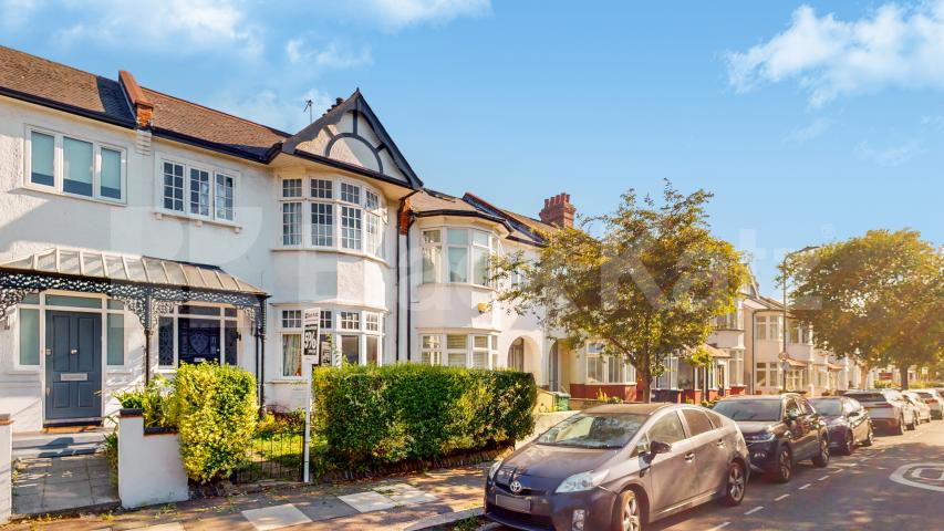 			1 Bedroom,  bath, 1 reception 			 Caddington Road, London, NW2,  London