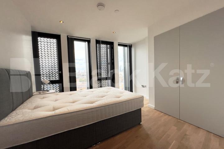Size, quality & location + Concierge service & gym facilities The Ceramic Building - Newington Causeway , Borough