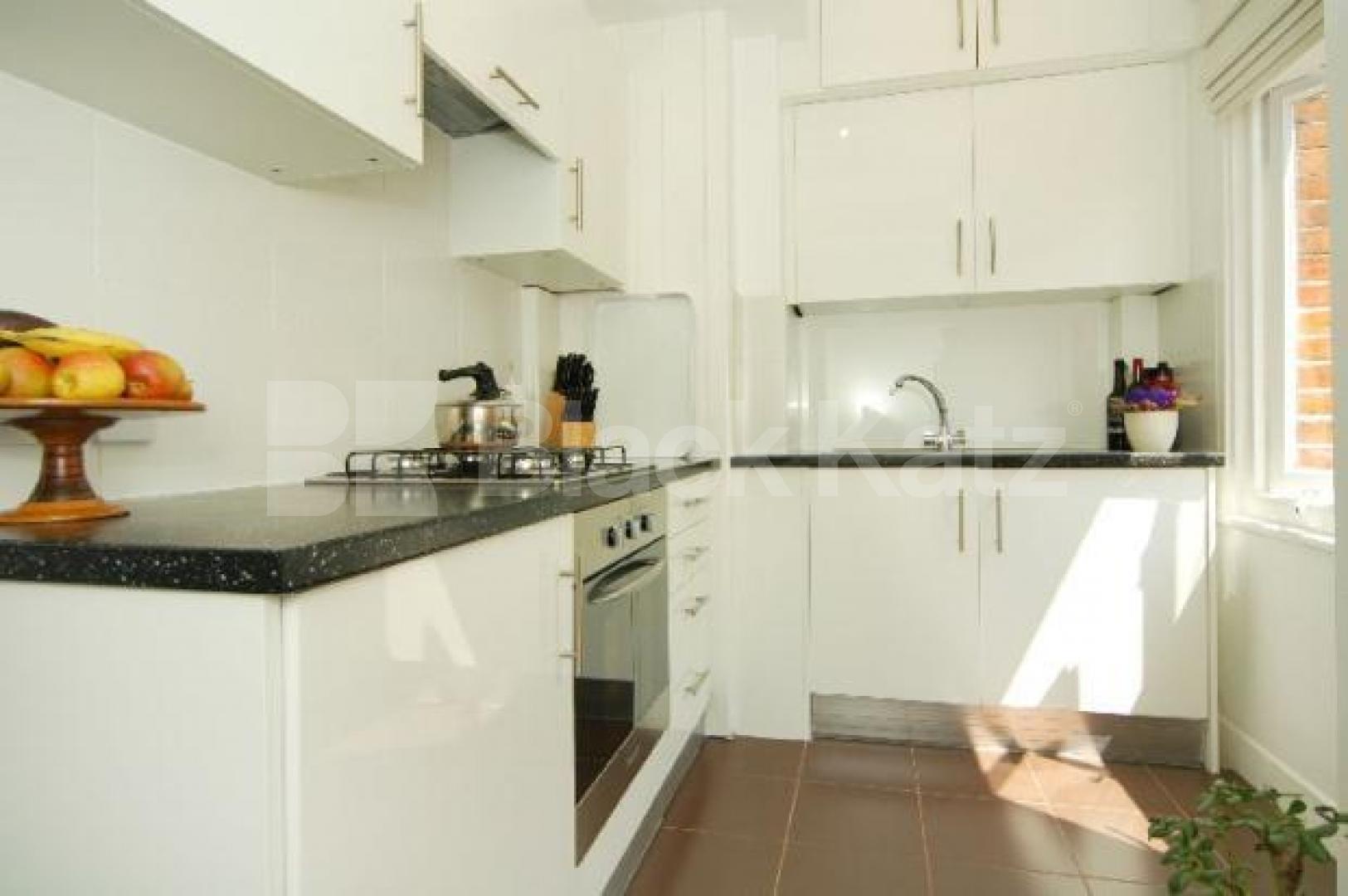 			Location! Location! Location!, 1 Bedroom, 1 bath, 1 reception Apartment			 Red Lion Square, HOLBORN
