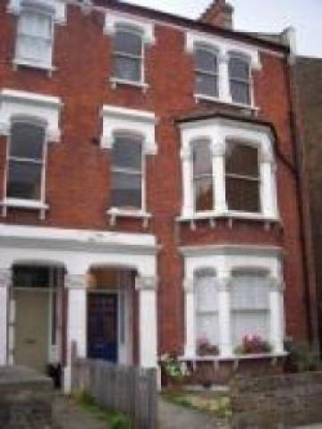 			2 Bedroom, 1 bath, 1 reception Flat			 Saltram Crescent, MAIDA VALE