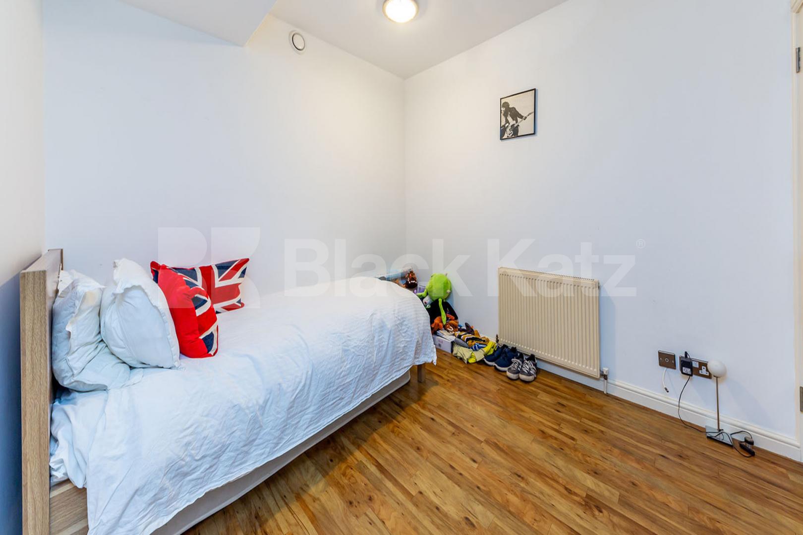  Iconic Paramount warehouse conversion located a few minutes to Farringdon  St John Street, Clerkenwell - Farringdon - Barbican 