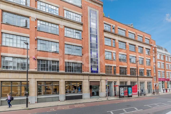  Iconic Paramount warehouse conversion located a few minutes to Farringdon  St John Street, Clerkenwell - Farringdon - Barbican 