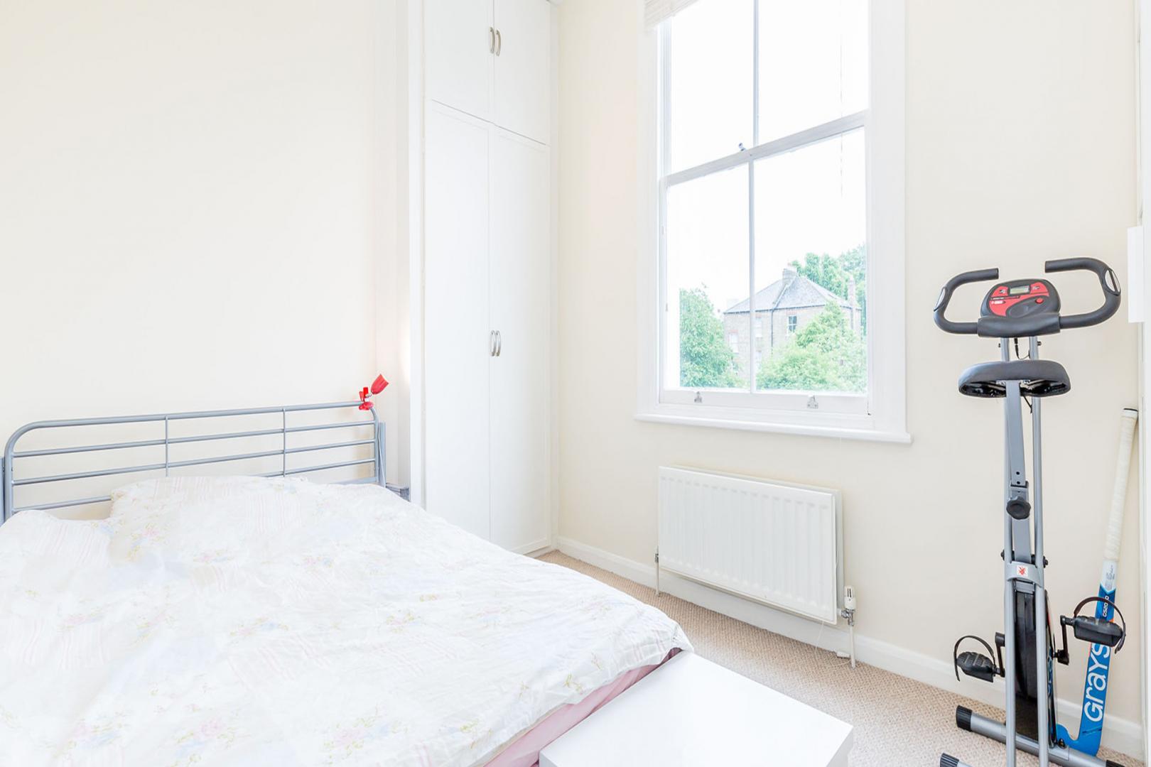 Located in the heart of Tufnell Park located walking distance to local amenities Tufnell Park Road, Tufnell Park 