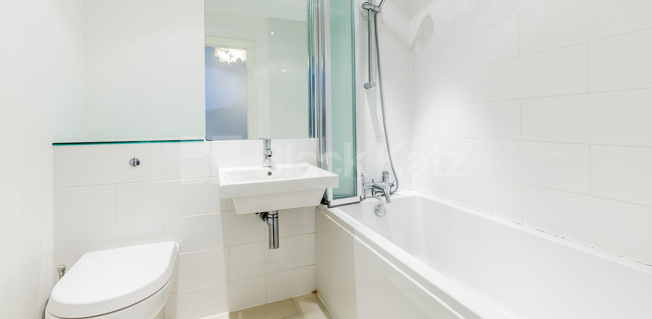 			NEW, 2 Bedroom, 1 bath, 1 reception Flat			 Mount View Road, FINSBURY PARK-STROUD GREEN