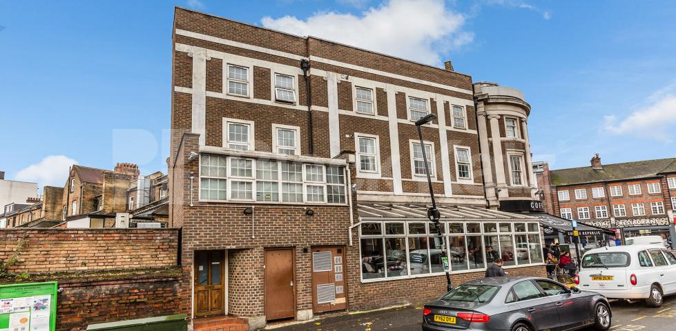 			NEW INSTRUCTION!, 2 Bedroom, 1 bath, 1 reception Apartment			 High Road, Wood Green 