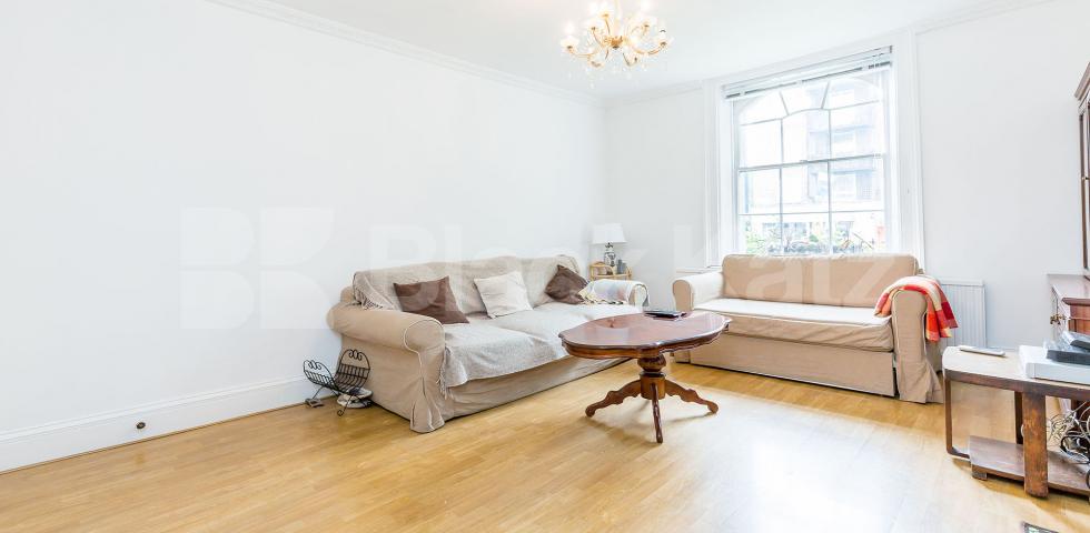 			2 BEDROOM MAISONNETTE WITH GARDEN! MUST SEE, 2 Bedroom, 1 bath, 1 reception Flat			 Barnsbury Road, BARNSBURY-ISLINGTON-ANGEL