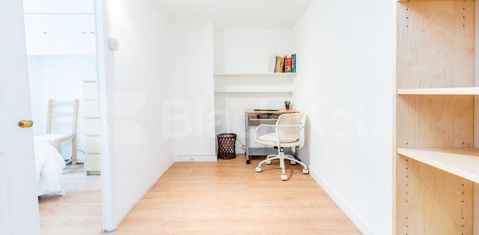 			2 BEDROOM MAISONNETTE WITH GARDEN! MUST SEE, 2 Bedroom, 1 bath, 1 reception Flat			 Barnsbury Road, BARNSBURY-ISLINGTON-ANGEL