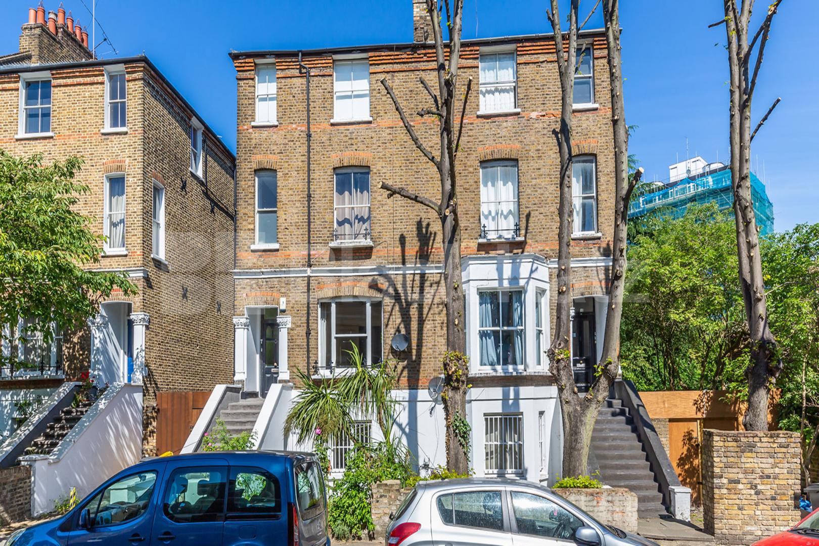 located in the Hillmarton Conservation area a 2 bedroom with a private garden Hungerford Road, Caledonian road / Holloway