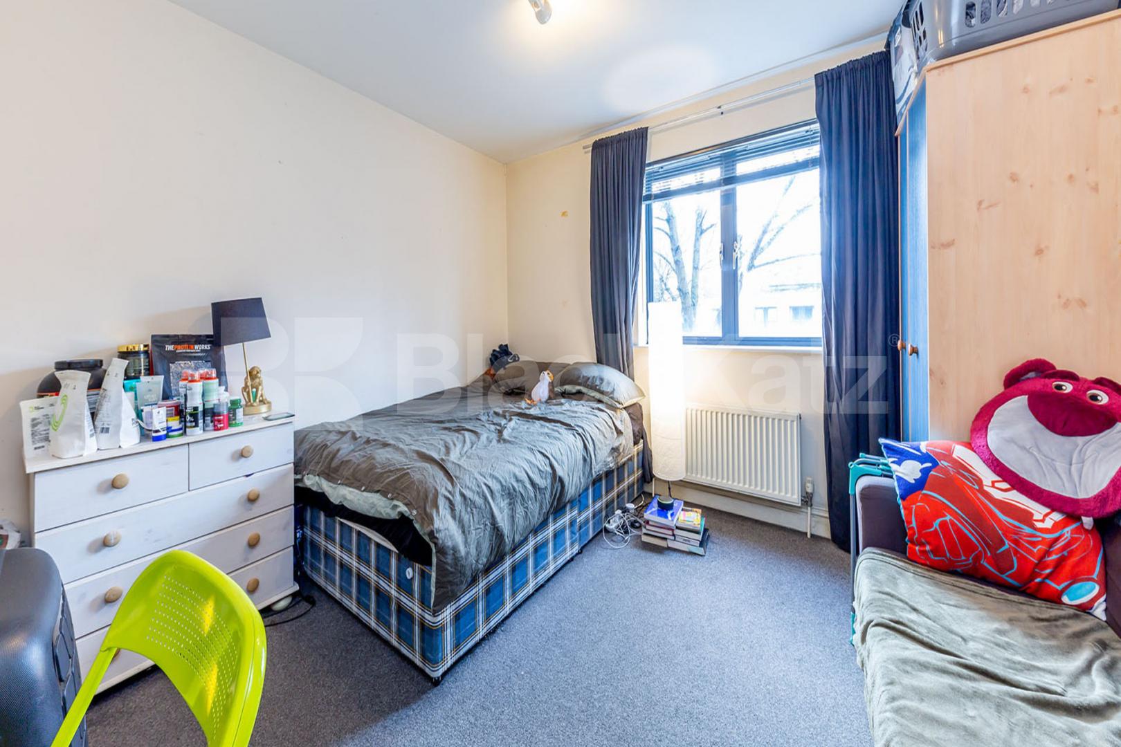 			3 Bedroom, 2 bath, 1 reception Flat			 Manor Gardens, Holloway