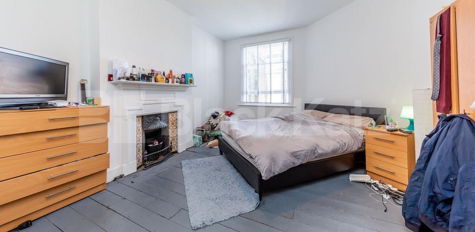 			Spectacular Top Floor Property !!!, 3 Bedroom, 1 bath, 1 reception Flat			 Linden Mansions, Hornsey Lane, Highgate/Archway