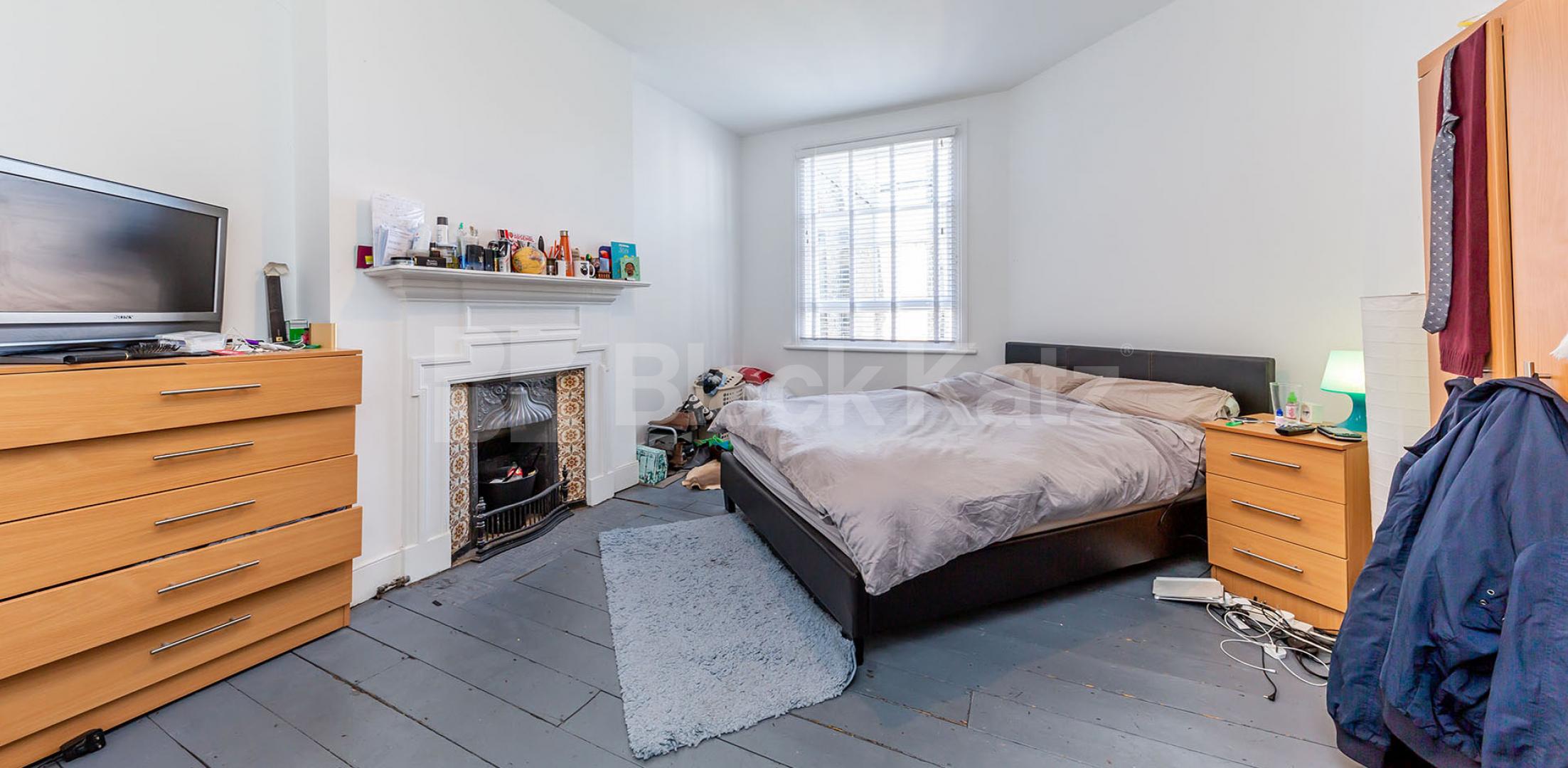 			Spectacular Top Floor Property !!!, 3 Bedroom, 1 bath, 1 reception Flat			 Linden Mansions, Hornsey Lane, Highgate/Archway