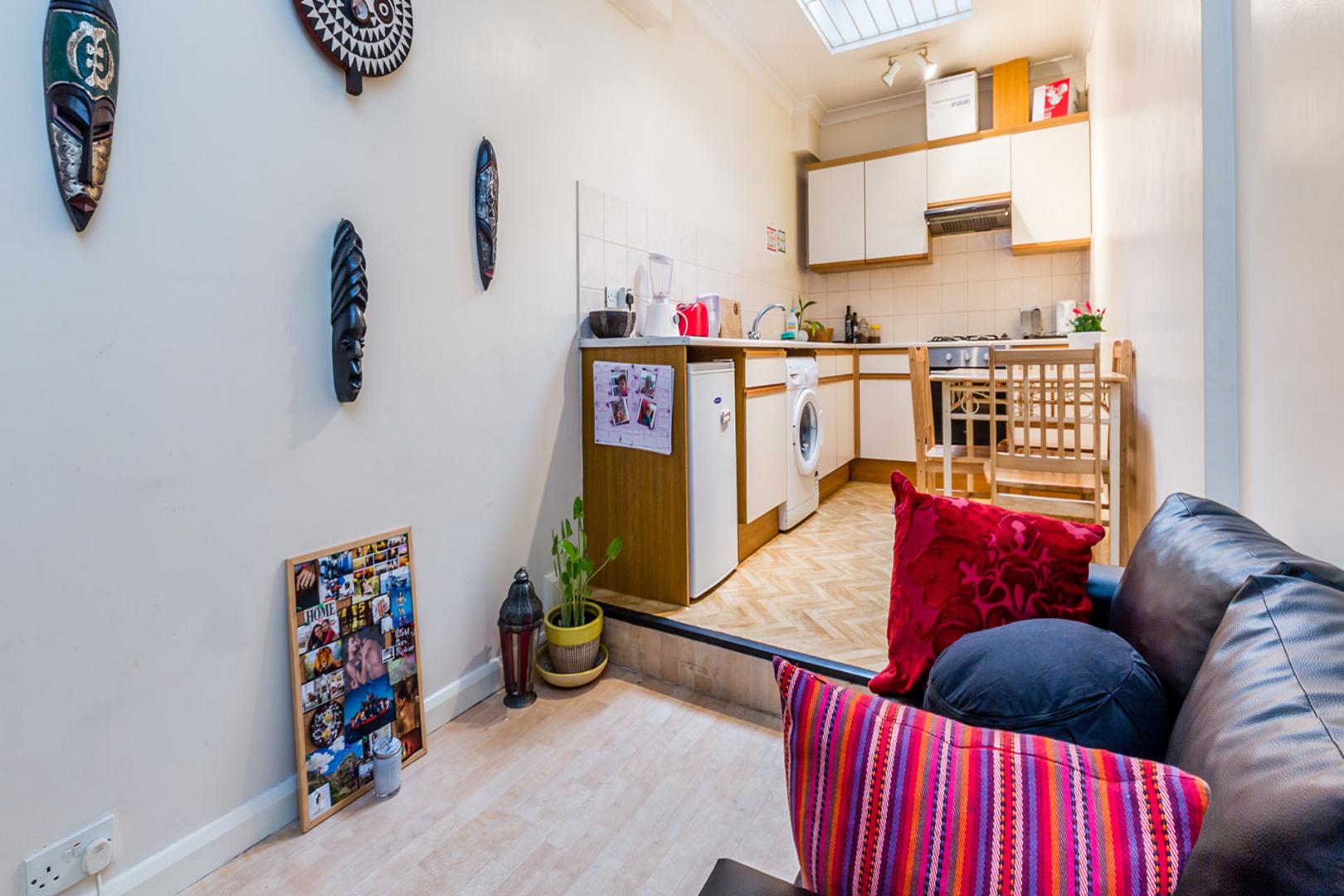 Cosy 1 double bedroom property located a few seconds to Highbury & islington Upper Street  , Highbury & Islington 