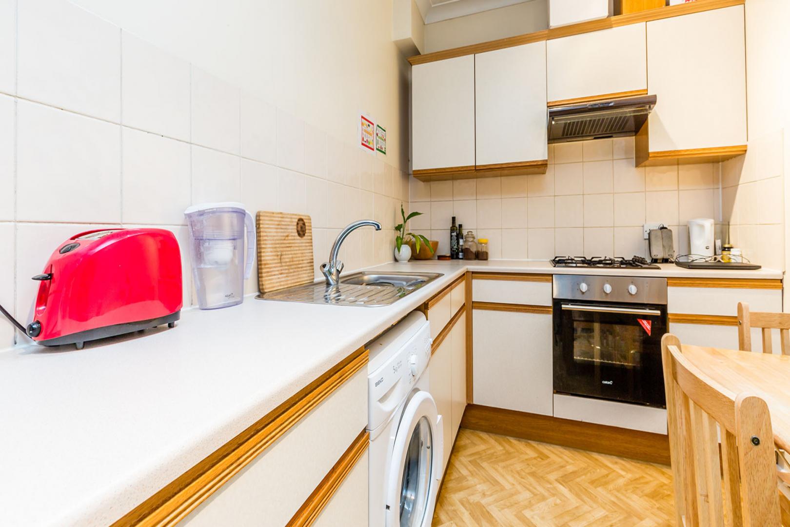 Cosy 1 double bedroom property located a few seconds to Highbury & islington Upper Street  , Highbury & Islington 