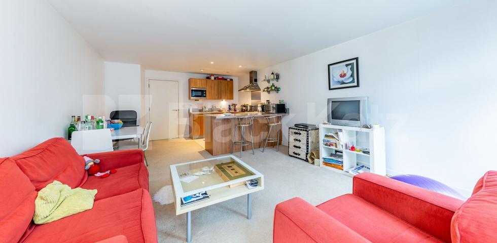 			24 HOUR CONCIERGE , 2 Bedroom, 1 bath, 1 reception Flat			 Eden Grove  , HOLLOWAY N7