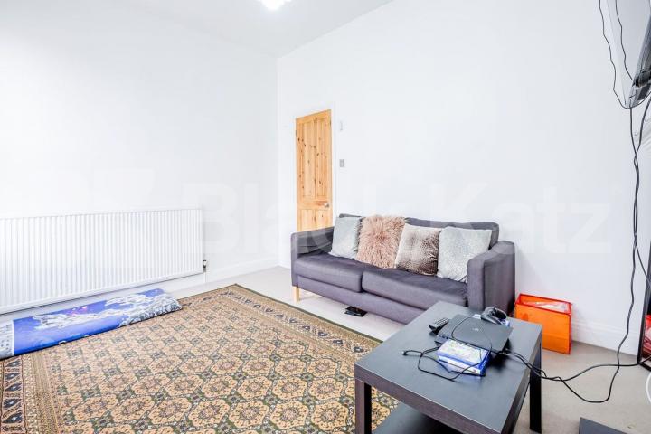 Cosy one bedroom property located close to Turnpike Lane Harringay Road, Harringay