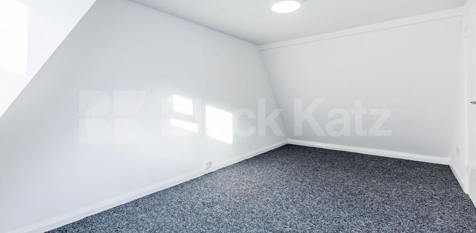 			Amazing newly refurbished1 Bed !, 1 Bedroom, 1 bath, 1 reception Flat			 Fairfax mews , Turnpike lane 