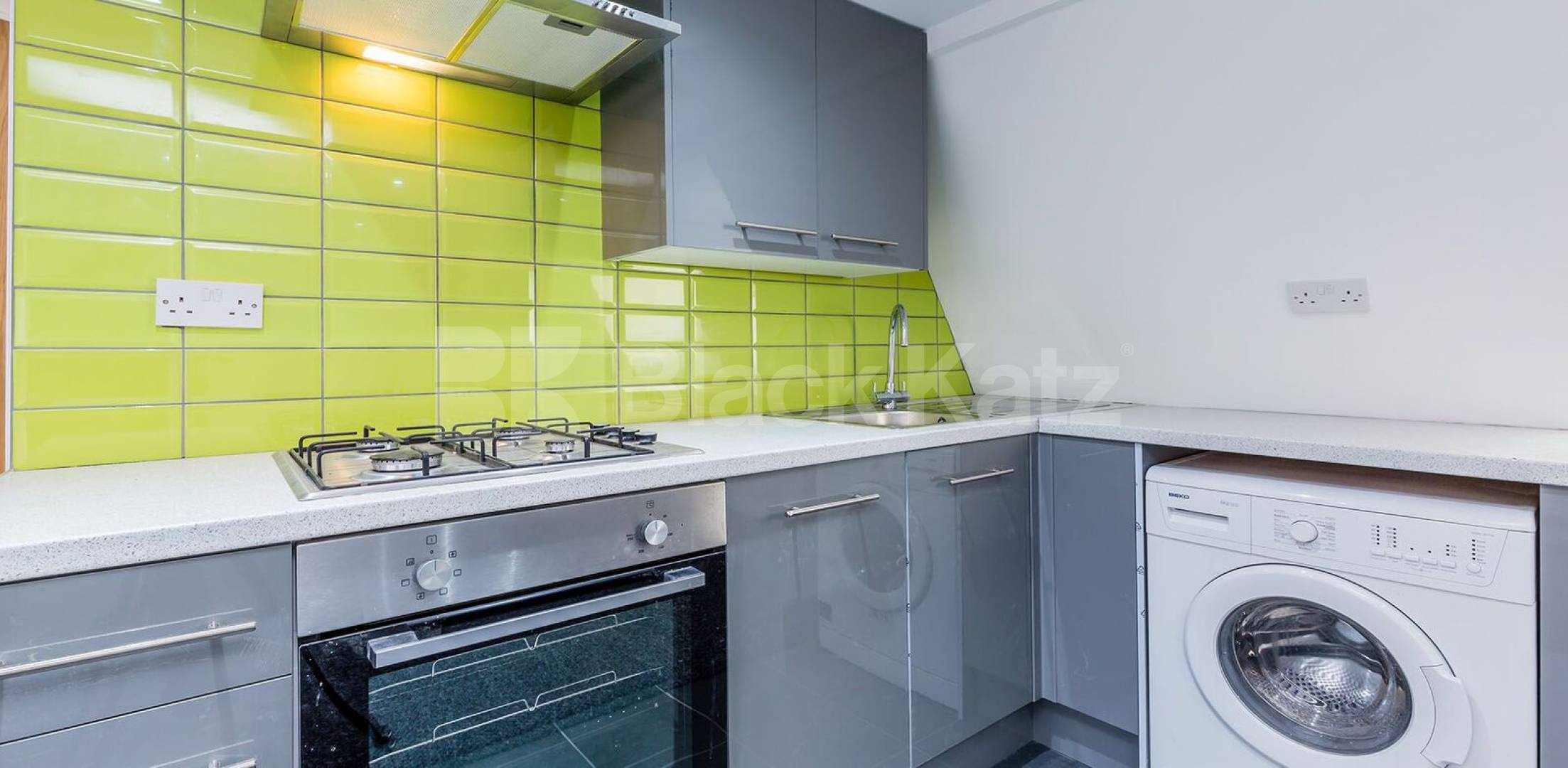 			Amazing newly refurbished1 Bed !, 1 Bedroom, 1 bath, 1 reception Flat			 Fairfax mews , Turnpike lane 