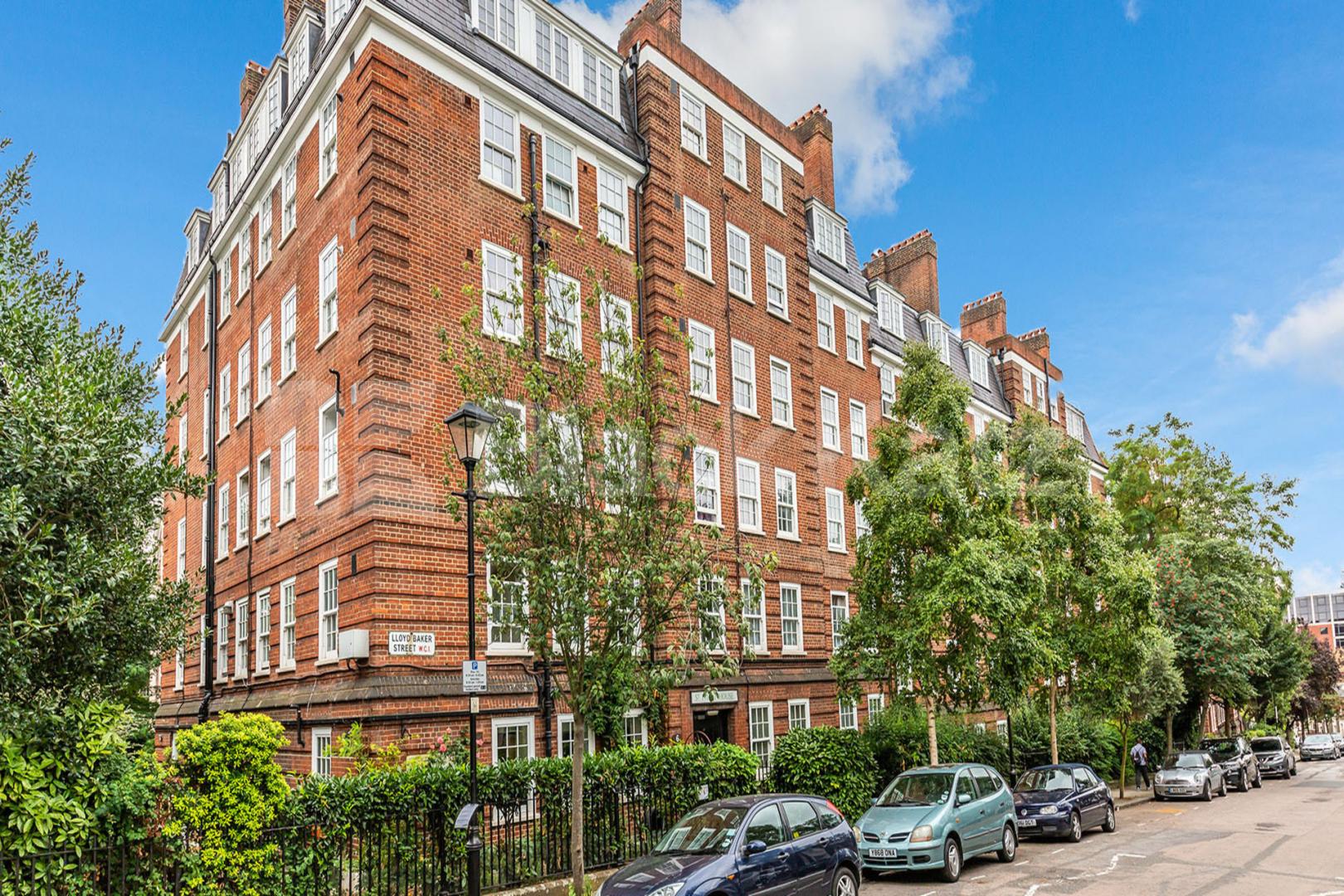 One bedroom flat located in the vicinity of Bloomsbury and Clerkenwell Lloyd Baker Street, Bloomsbury / Clarkenwell