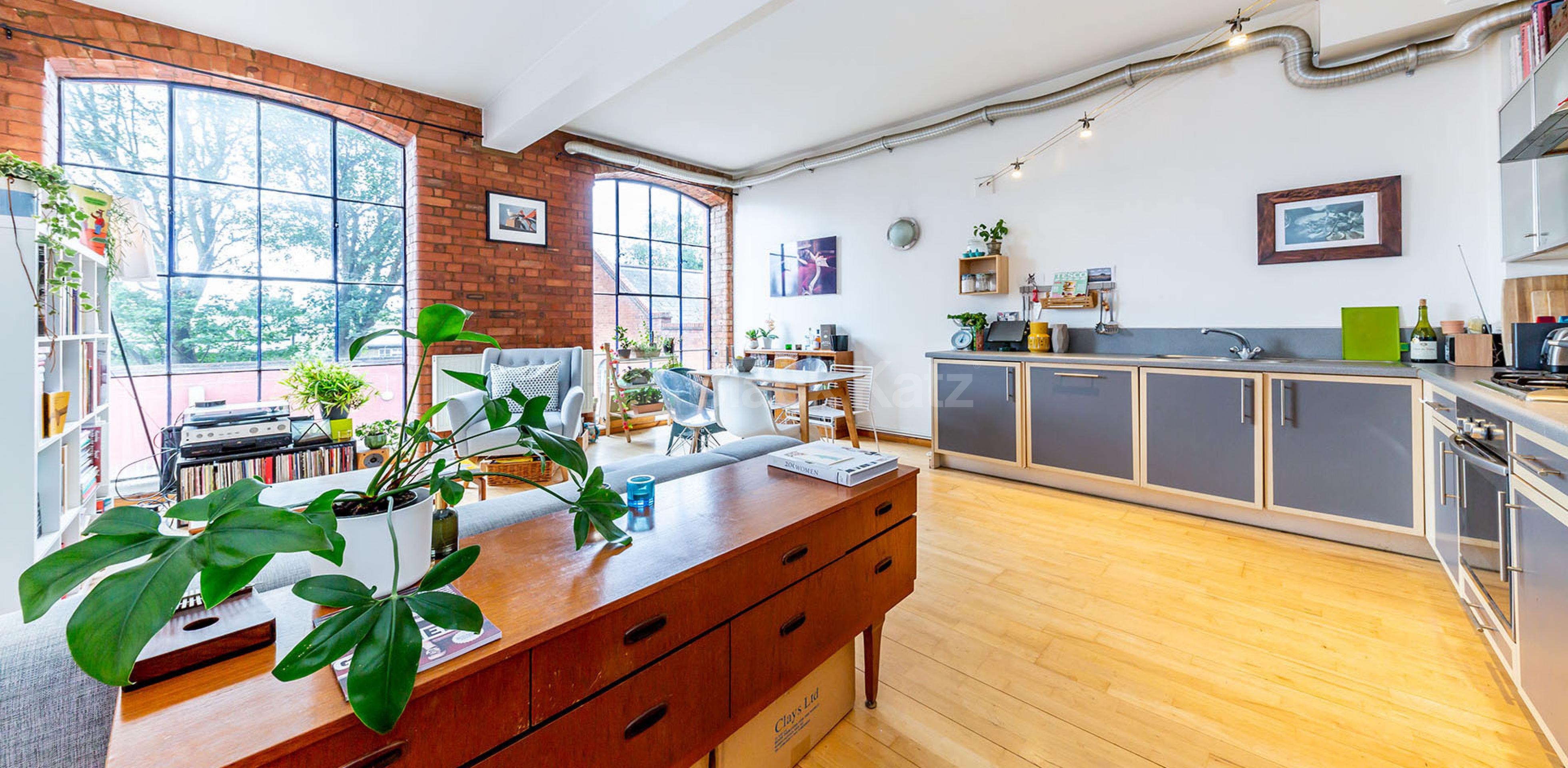 			2 BED WAREHOUSE CONVERTION, 2 Bedroom, 1 bath, 1 reception Apartment			 Dove Road, CANONBURY-ISLINGTON N1