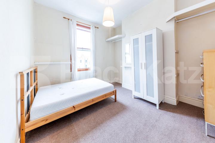 beautiful period conversion located on a highly sought after area Englefield Road, De Beauvoir Town