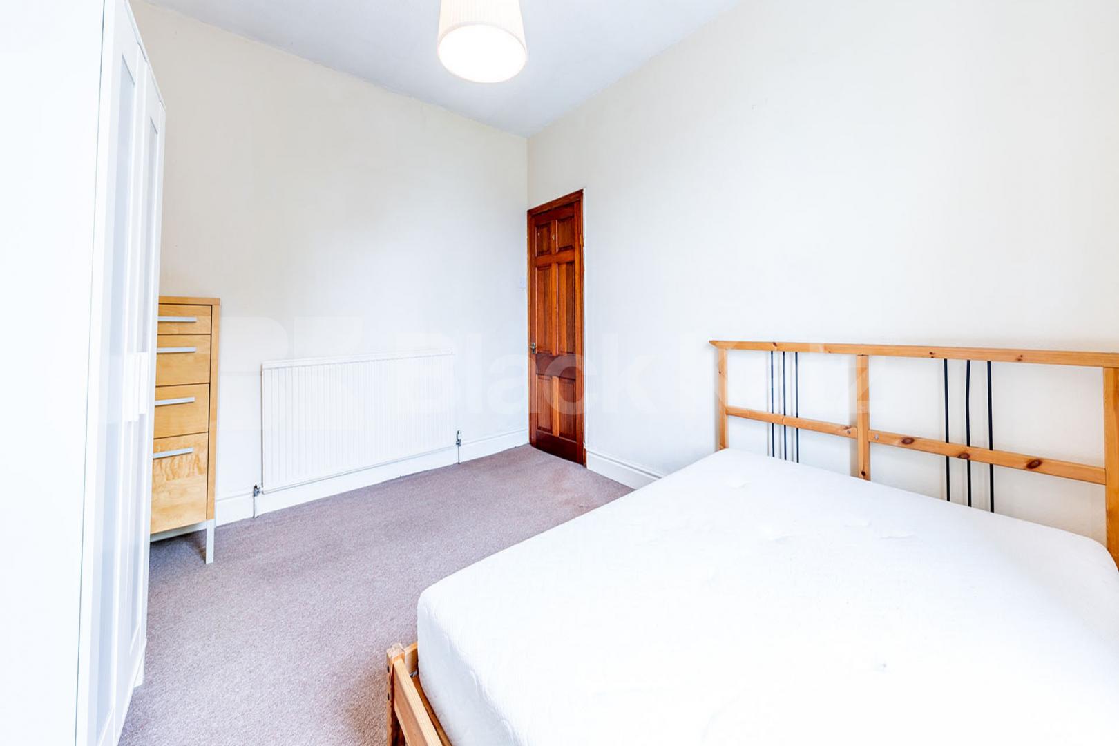 beautiful period conversion located on a highly sought after area Englefield Road, De Beauvoir Town