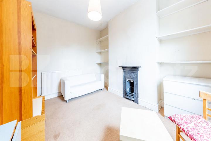 beautiful period conversion located on a highly sought after area Englefield Road, De Beauvoir Town