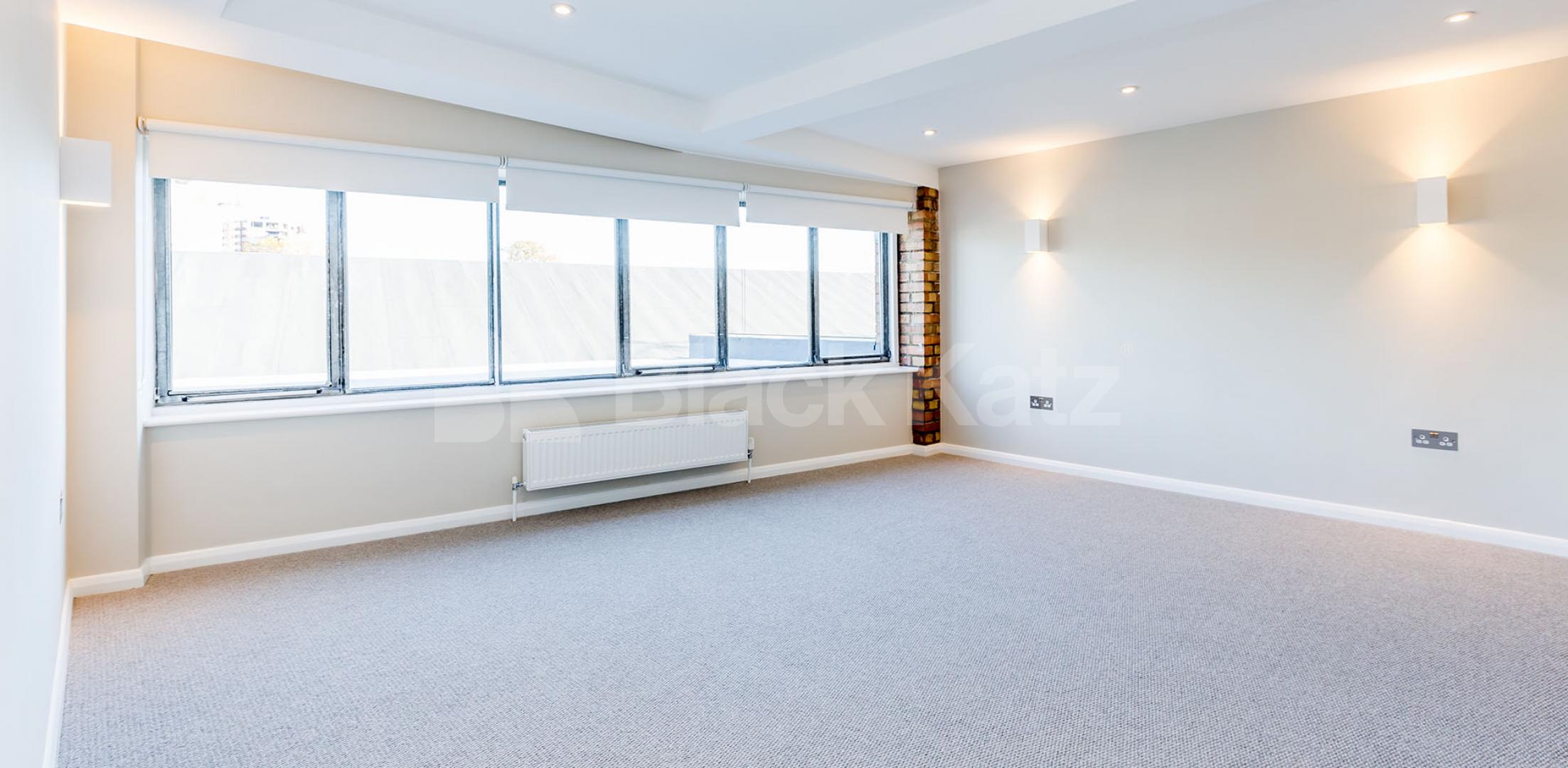 			WAREHOUSE CONVERSION IN ANGEL-OLD STREET-SHOREDITCH, 3 Bedroom, 1 bath, 1 reception Flat			 EAGLE HOUSE-EAGLE WHARF ROAD, ANGEL-OLD STREET-SHOREDITCH