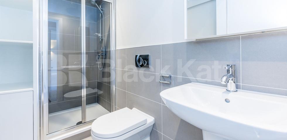 			WAREHOUSE CONVERSION IN ANGEL-OLD STREET-SHOREDITCH, 3 Bedroom, 1 bath, 1 reception Flat			 EAGLE HOUSE-EAGLE WHARF ROAD, ANGEL-OLD STREET-SHOREDITCH