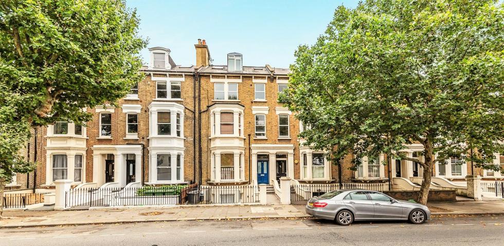 			2 Bedroom, 1 bath, 1 reception Apartment			 Shirland Road, MAIDA VALE