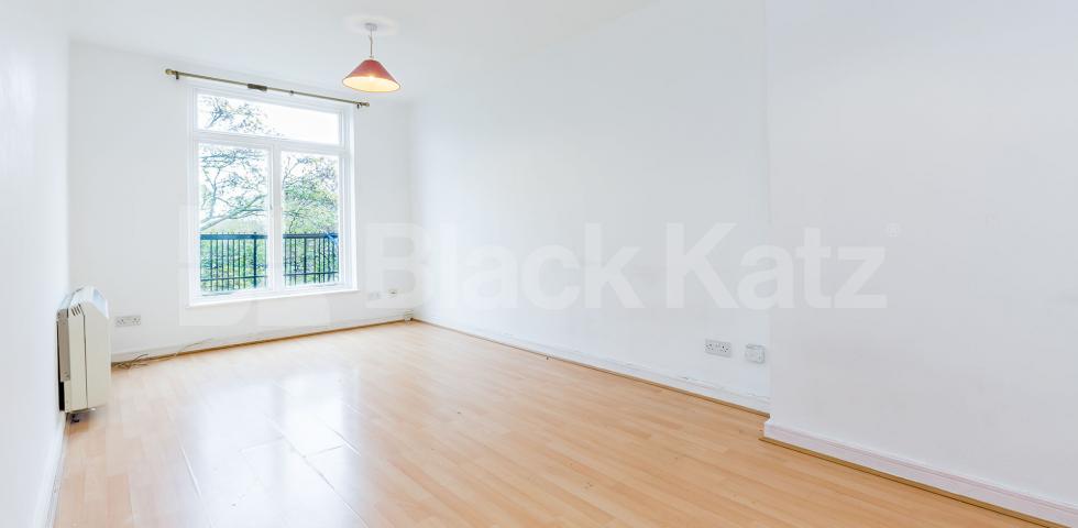 			NEW INSTRUCTION!, 1 Bedroom, 1 bath, 1 reception Flat			 Pratt Street, CAMDEN
